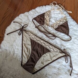 Abercrombie & Fitch Bikini Small / A Cup